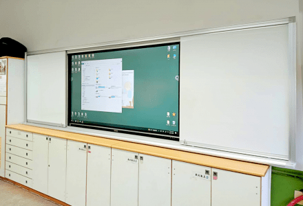 台北市百齡國小-雙層崁入式白板