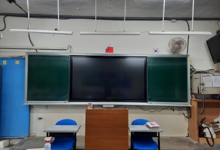 新北市貢寮國中-雙層崁入式黑板