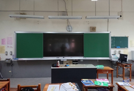 新北市義學國中-雙層崁入式黑板